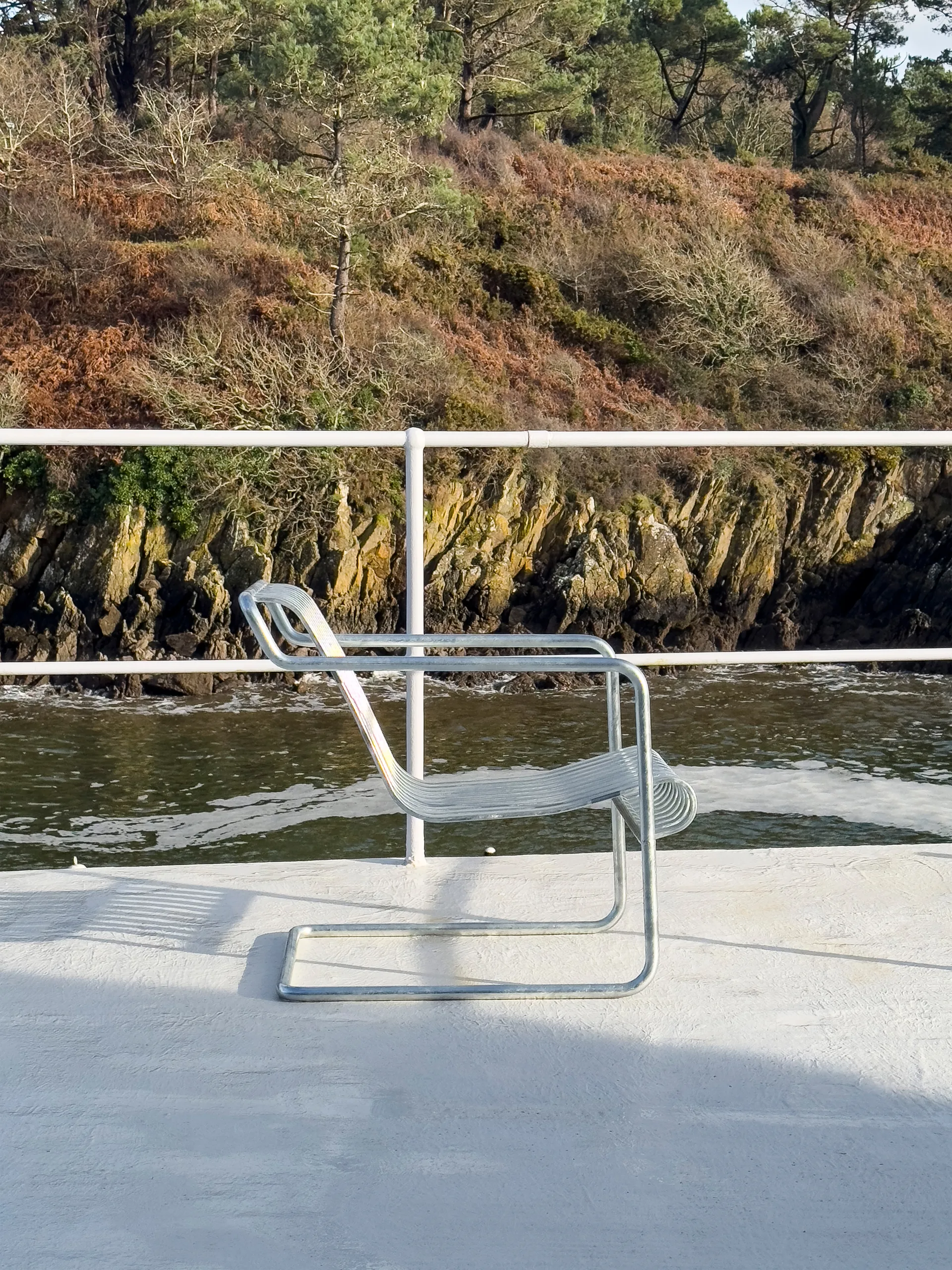 Palissade Cantilever Low loungestoel, Thermisch verzinkt staal HAY