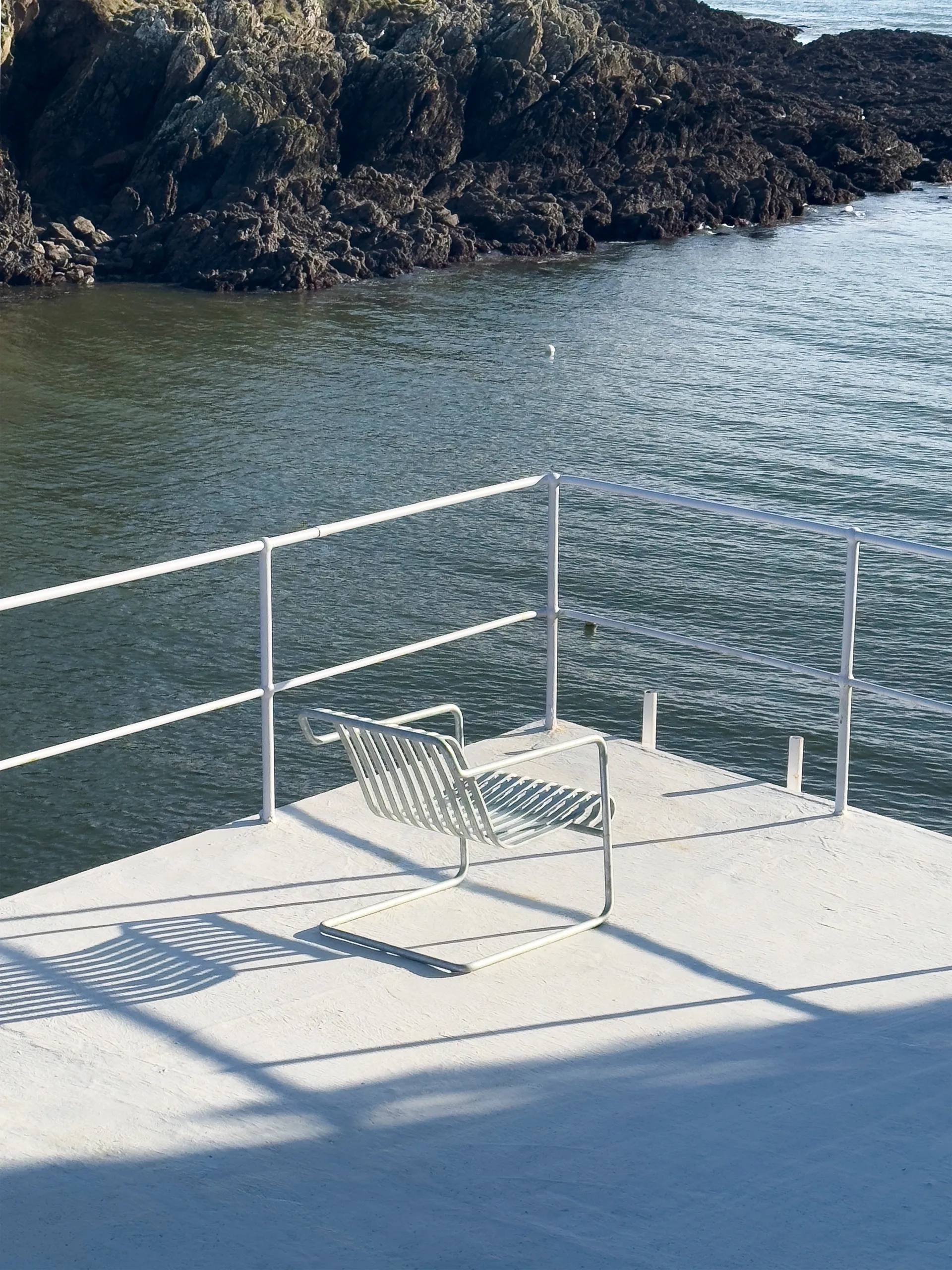 Palissade Cantilever Low loungestoel, Thermisch verzinkt staal HAY