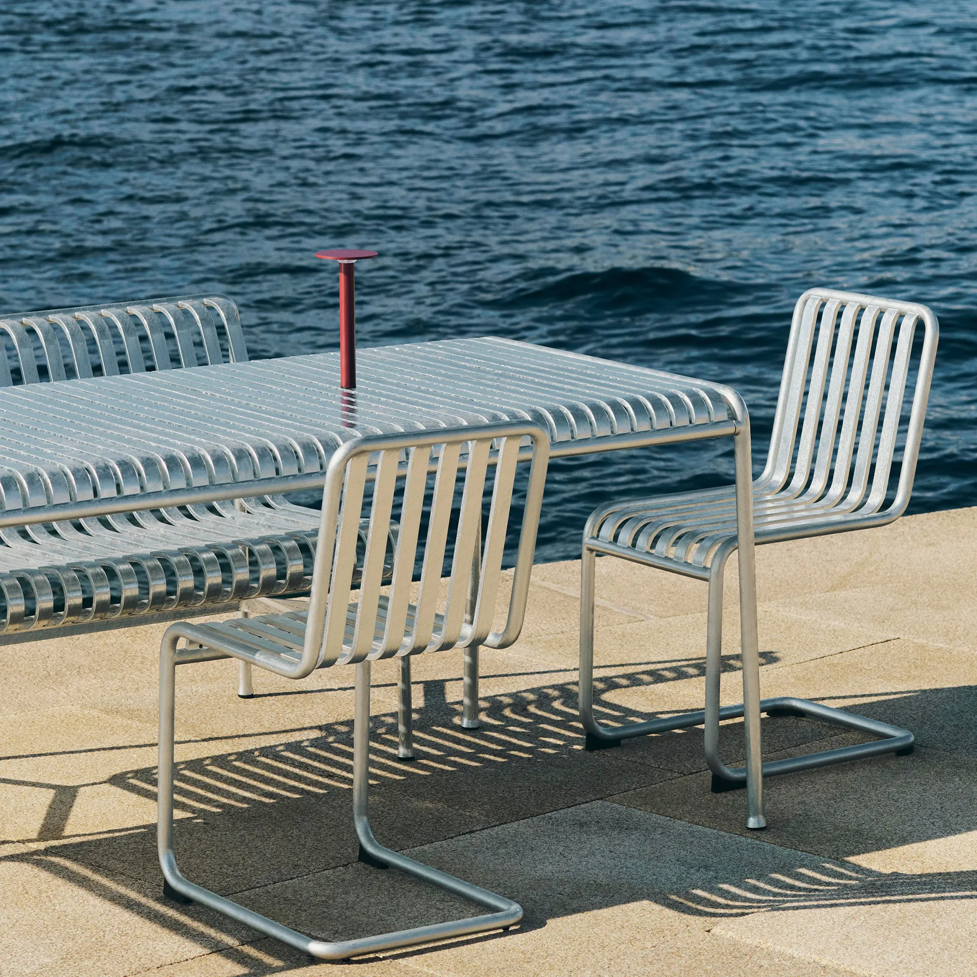 Palissade Cantilever stoel, Thermisch verzinkt staal HAY