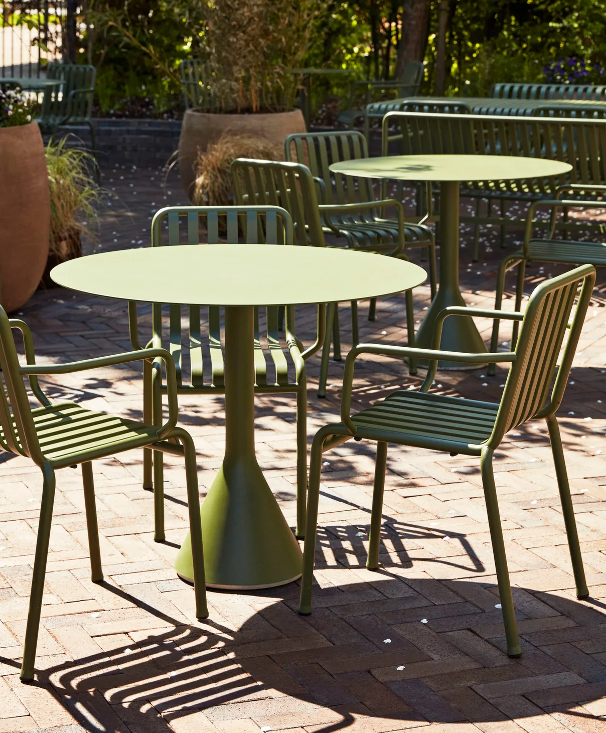 Palissade Cone rond koffietafel, Olive, ø90 HAY