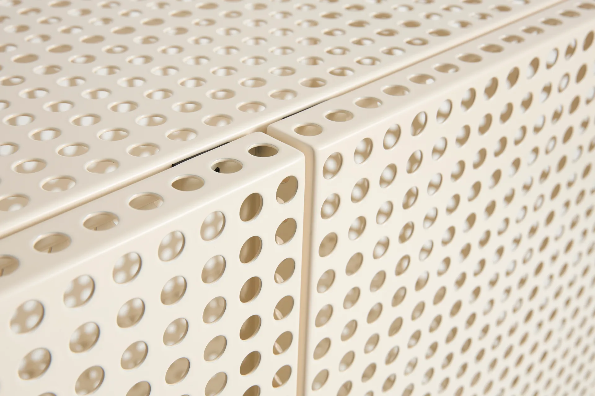 Perforated Cabinet kast large, Eggshell HAY