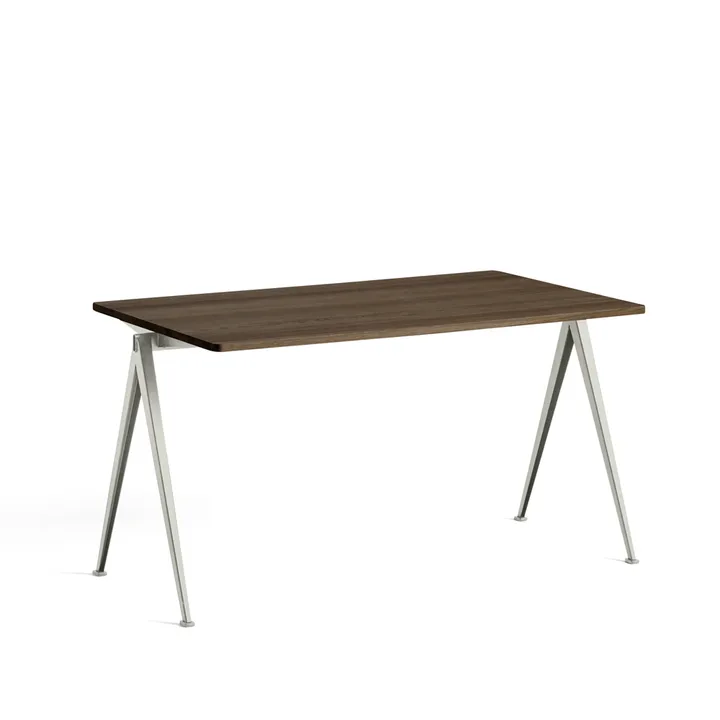 Pyramid 01 bureau - Oak smoked – 140x75 cm – beige stalen onderstel - HAY