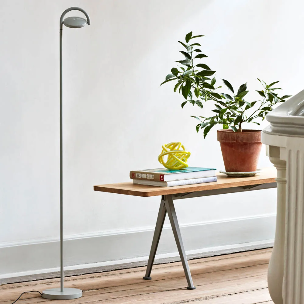Pyramid bank, Oak mat gelakt – 190 cm – zwart stalen onderstel HAY