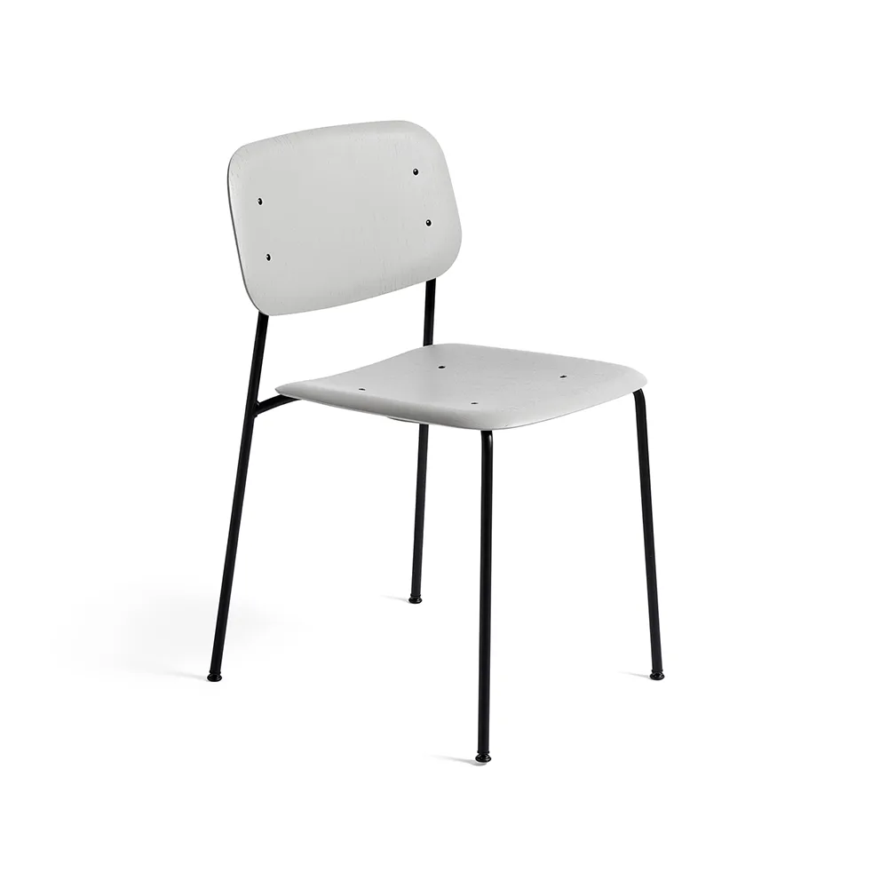 Soft Edge 40 stoel, Soft grey, zwart stalen onderstel HAY