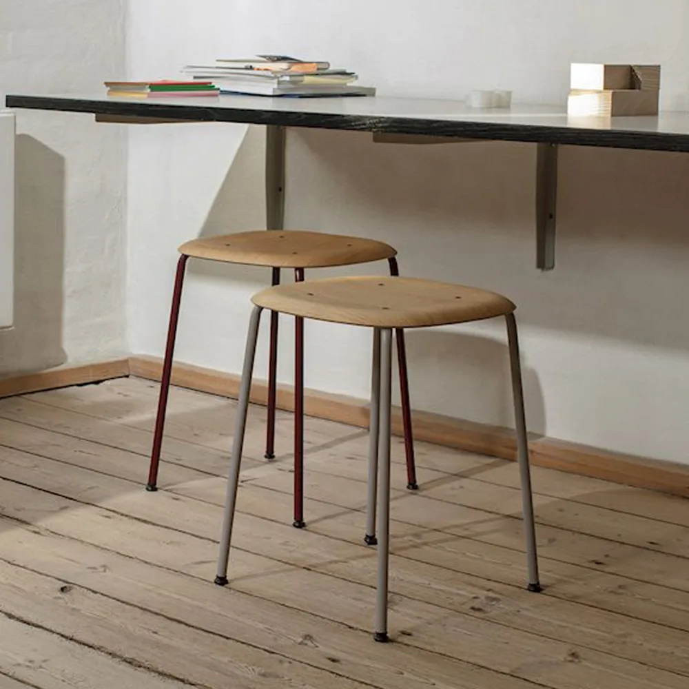 Soft Edge 70 kruk, Zwart eiken–zwart stalen onderstel HAY