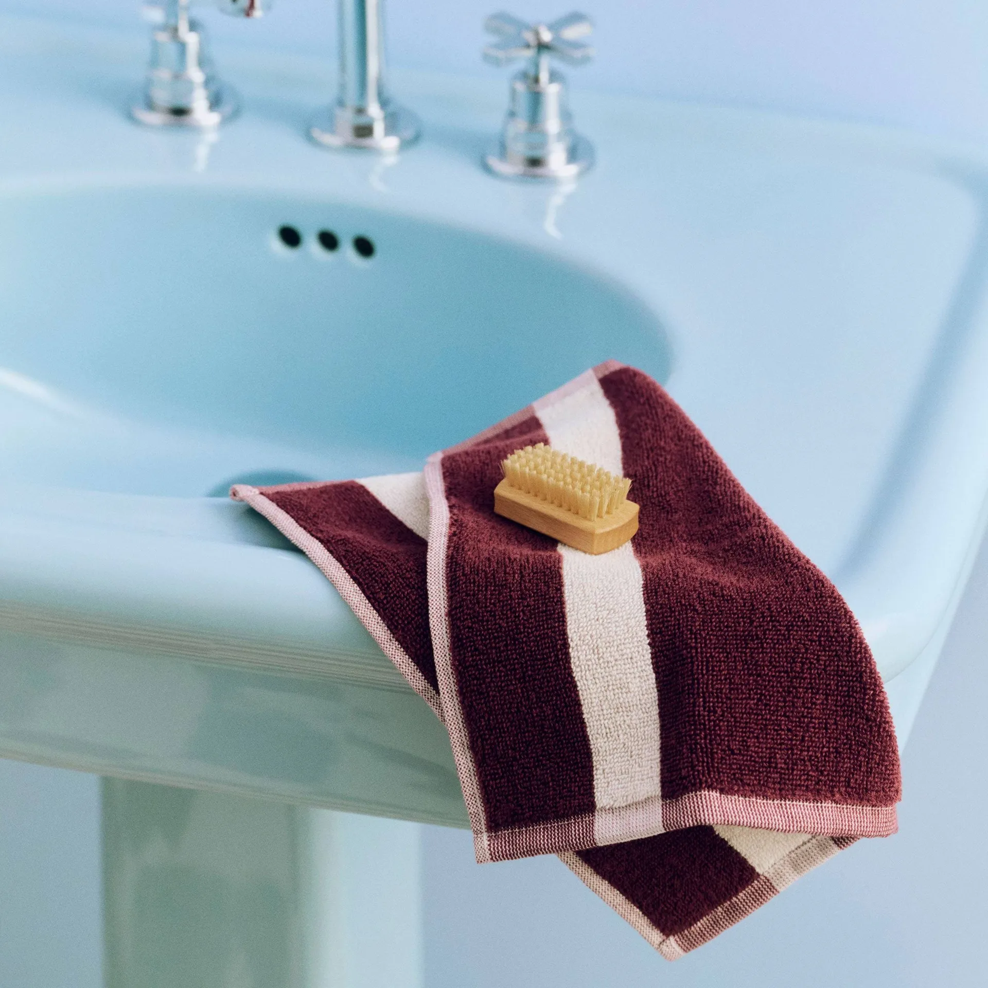 Stripe handdoek, Bordeaux, 30x30 cm HAY