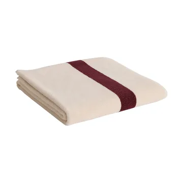 Stripe handdoek - Bordeaux, 70x140 cm - HAY