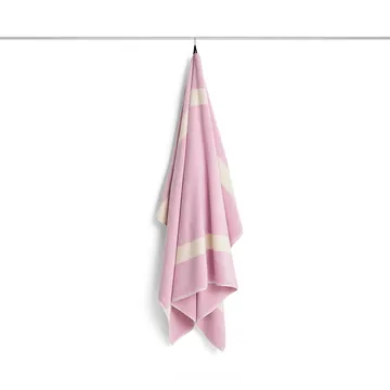 Stripe handdoek - Cool pink, 100x150 cm - HAY