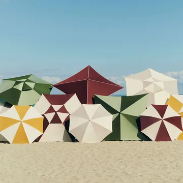 Terrazza Hexagon parasol - Off-white-burgundy - HAY