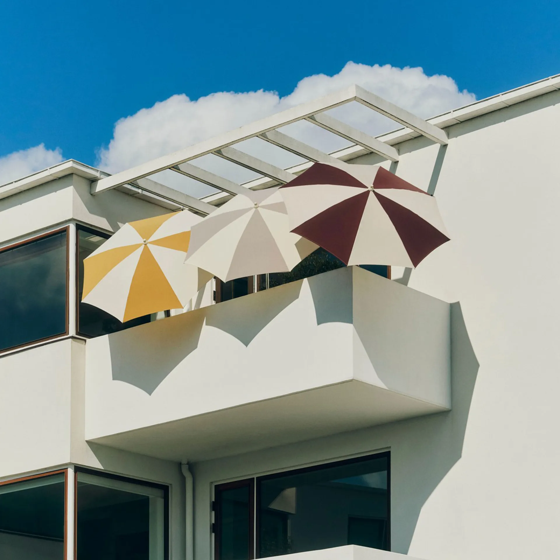 Terrazza Octagon parasol, Off white-ochre HAY