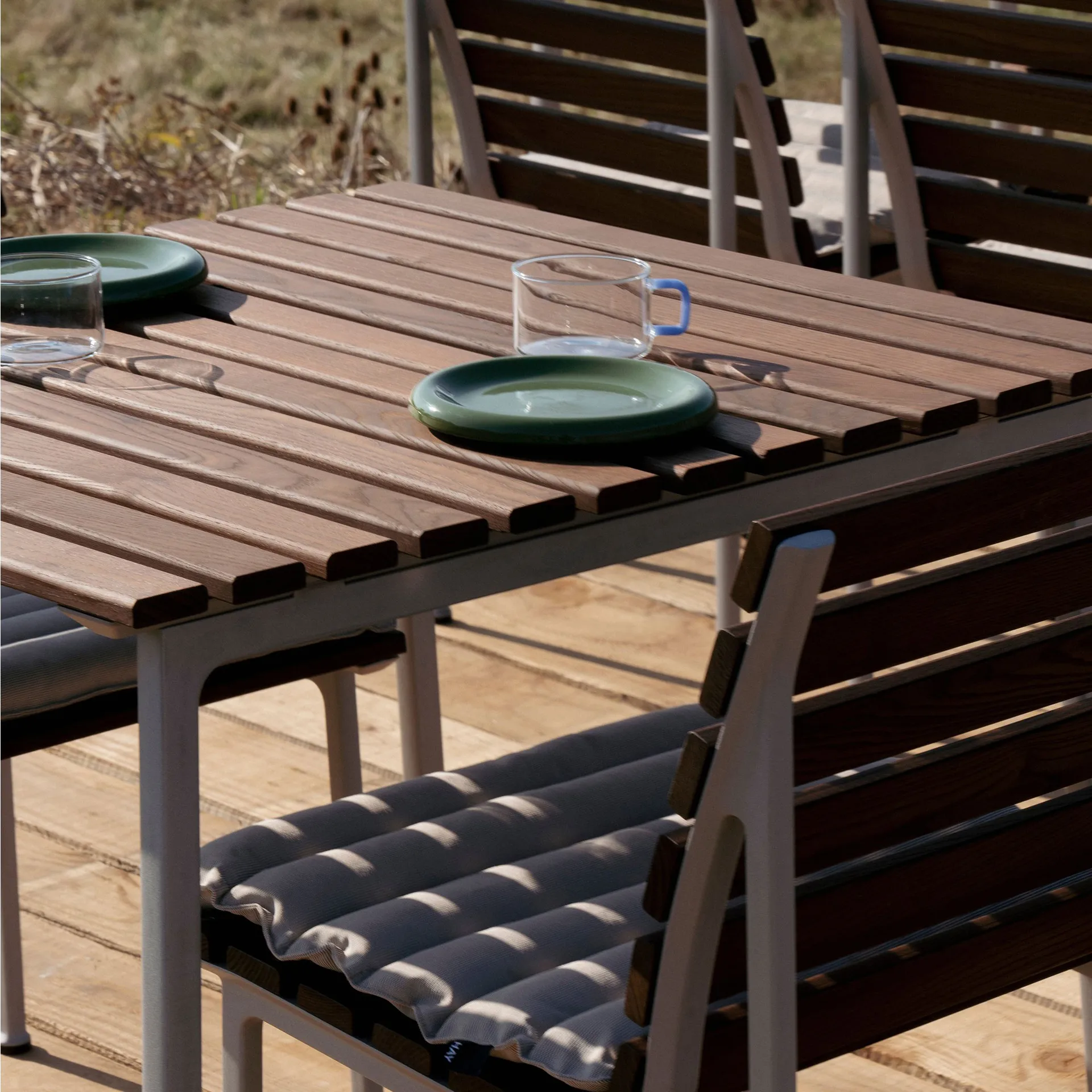 Traverse eettafel, Oiled ash, 75 cm HAY