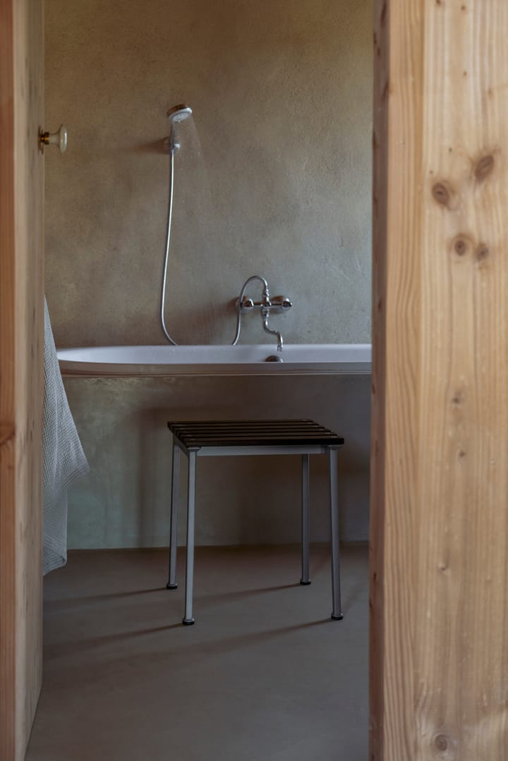Traverse kruk, Oiled ash HAY