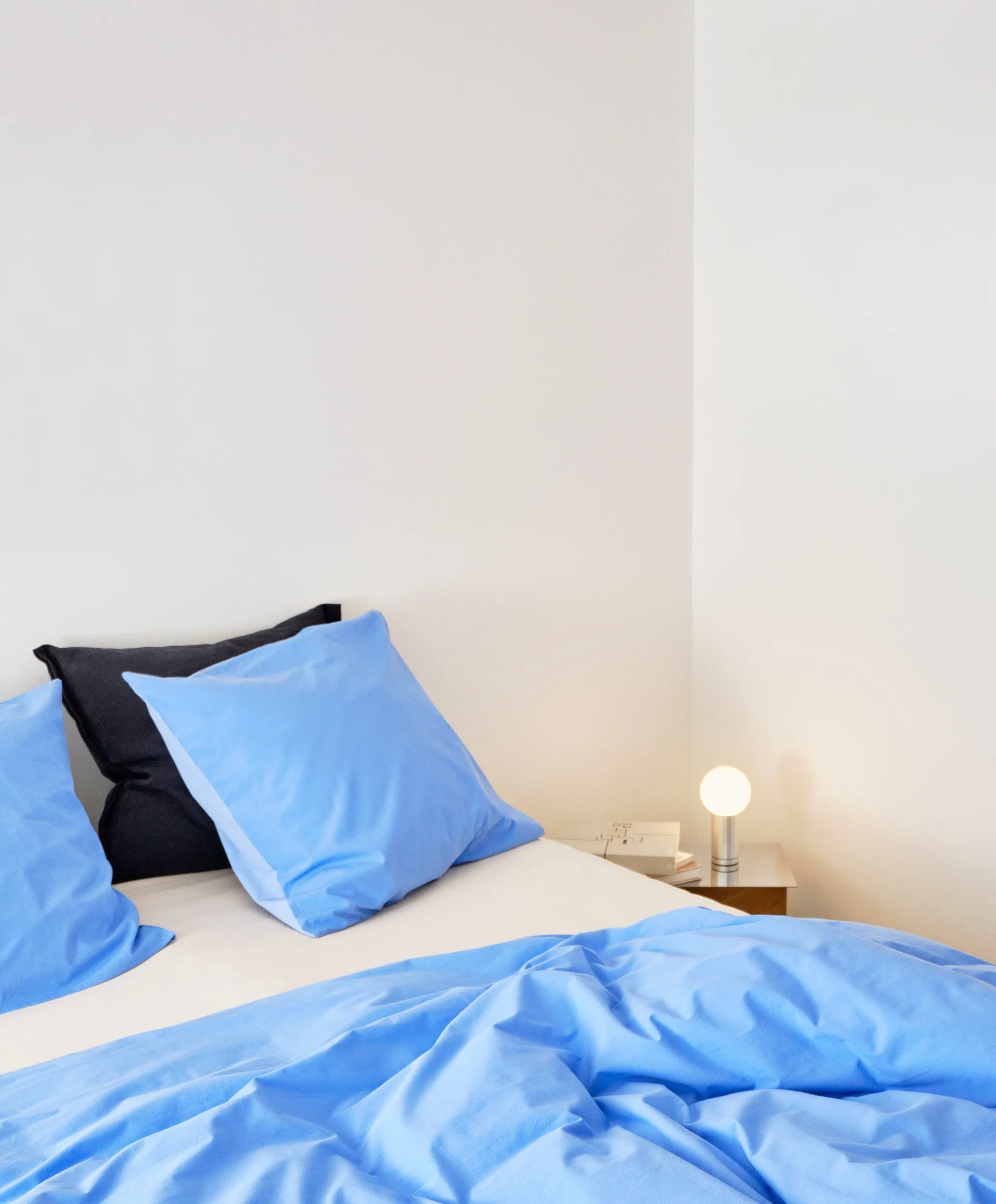 Turn On tafellamp, Aluminium HAY