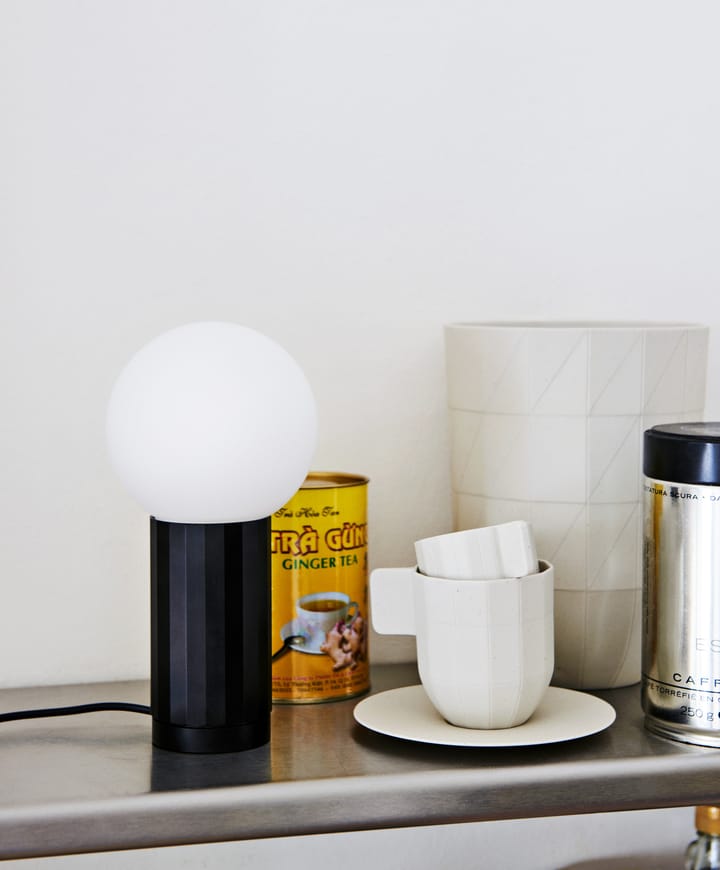 Turn On tafellamp, Zwart HAY