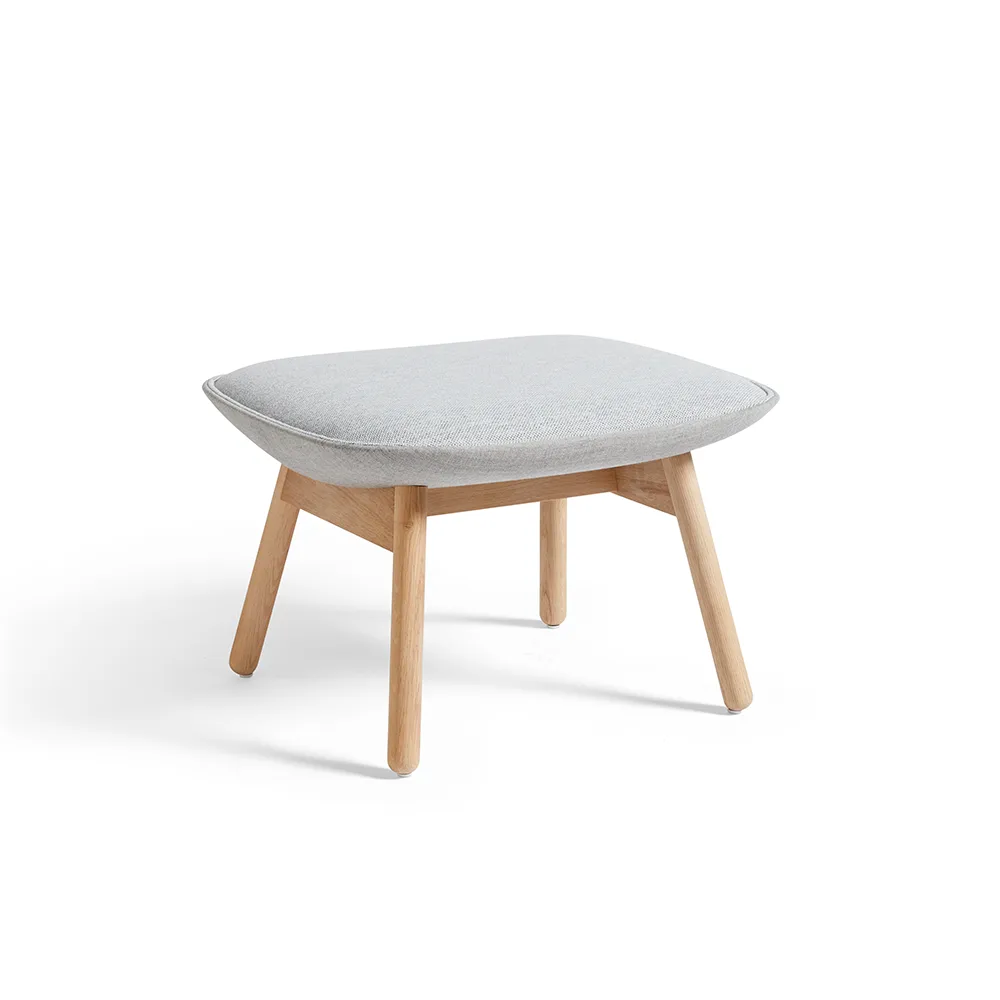 Uchiwa voetenbank, Mode 002 Intaglio–eiken–achterzijde Remix 123 HAY