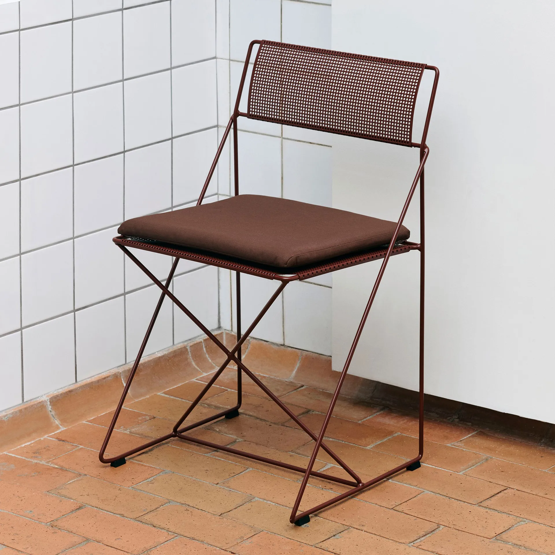 X-Line Indoor Outdoor stoel, Iron red HAY