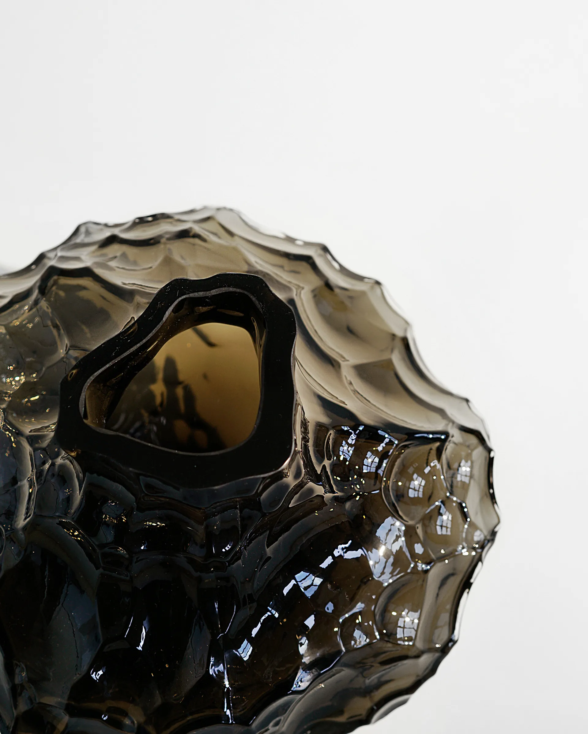 Canyon Large vaas 23 cm, New smoke Hein Studio