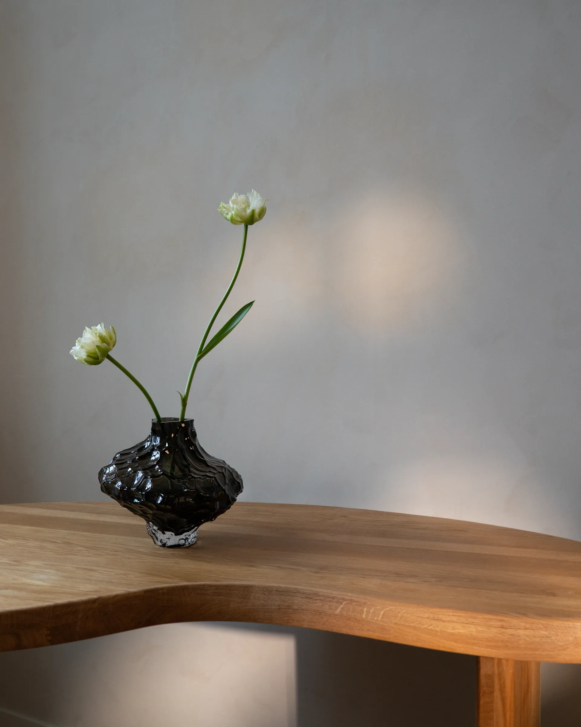 Canyon Large vaas 23 cm, New smoke Hein Studio