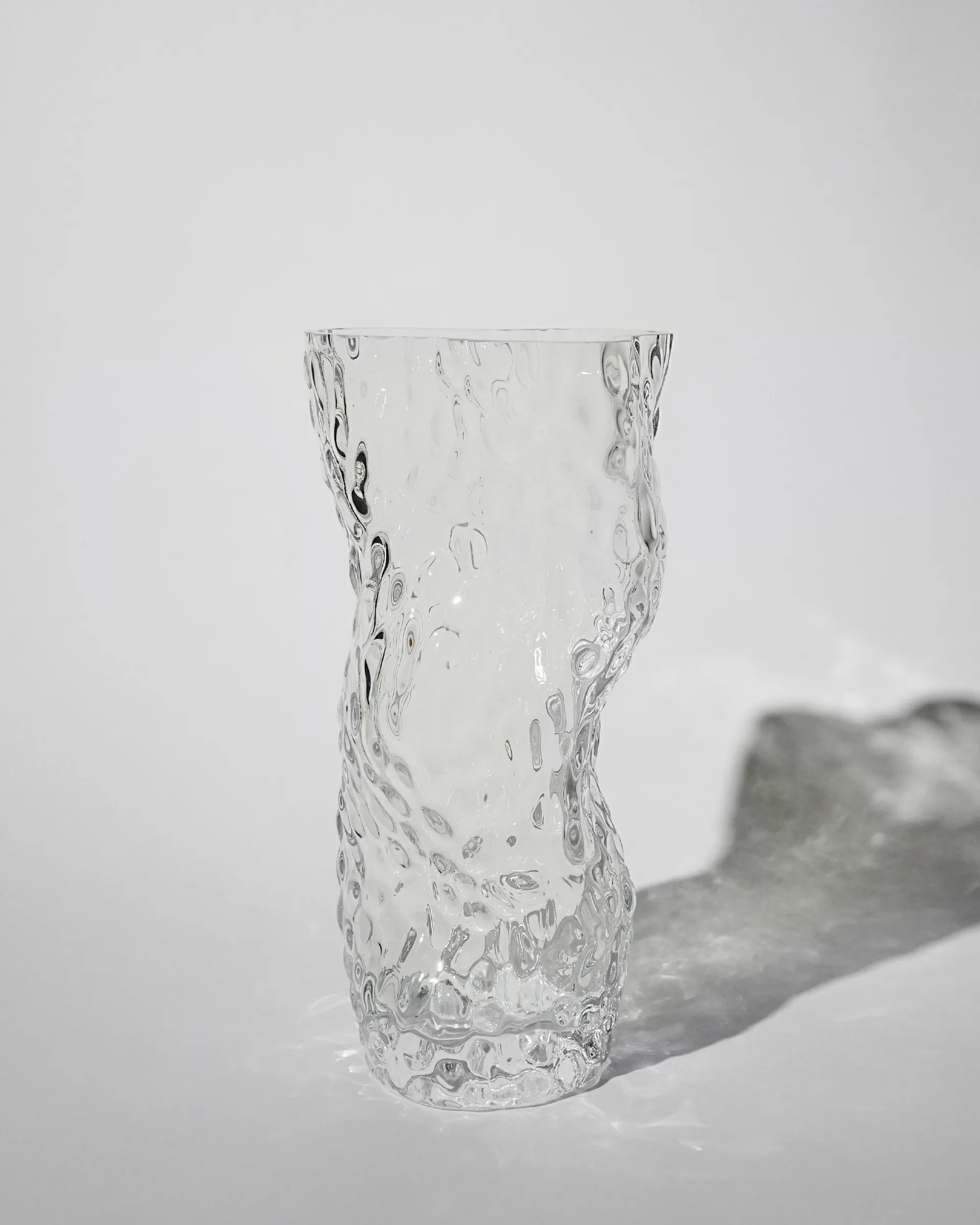 Ostrea Rock vaas glas 30 cm, Clear Hein Studio