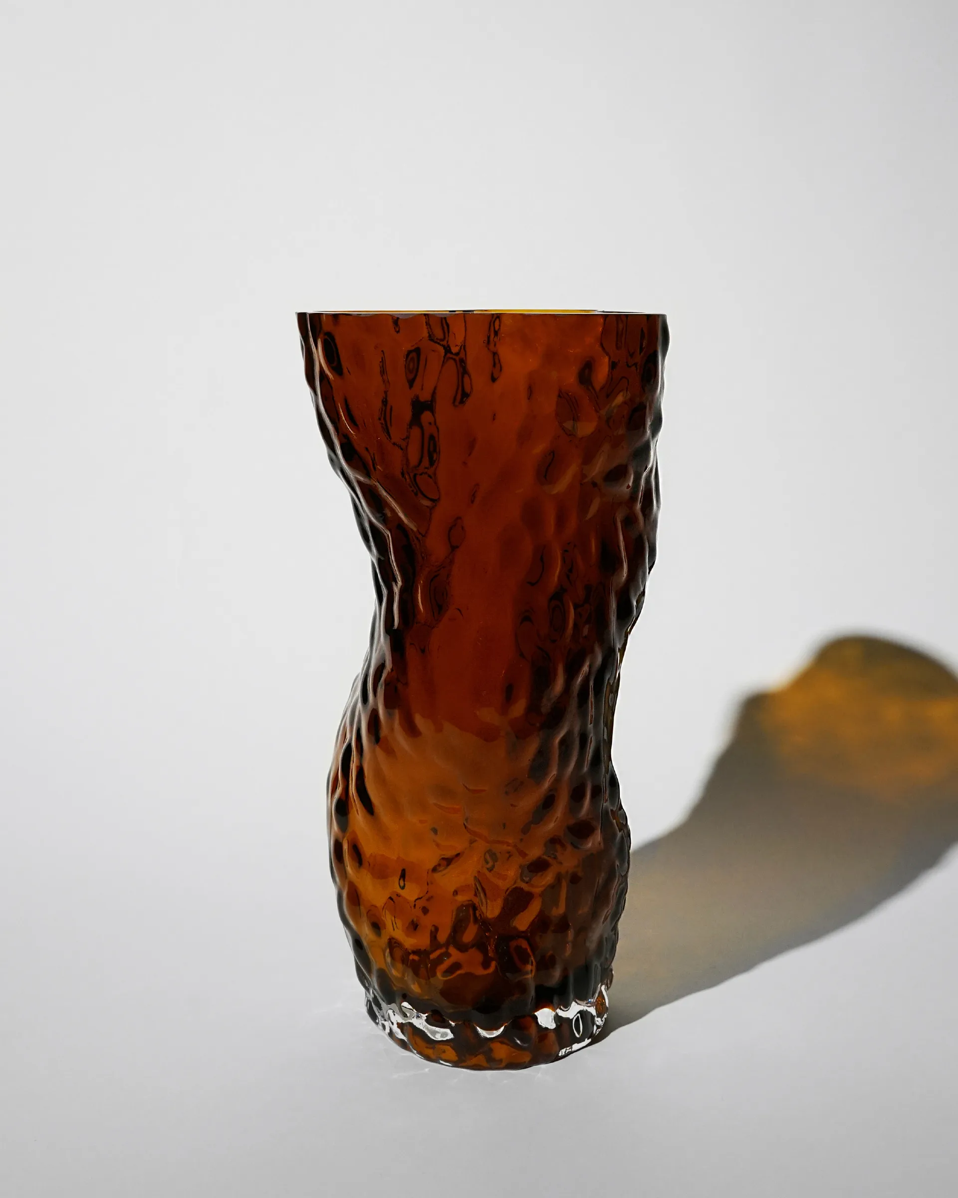 Ostrea Rock vaas glas 30 cm, Rust Hein Studio