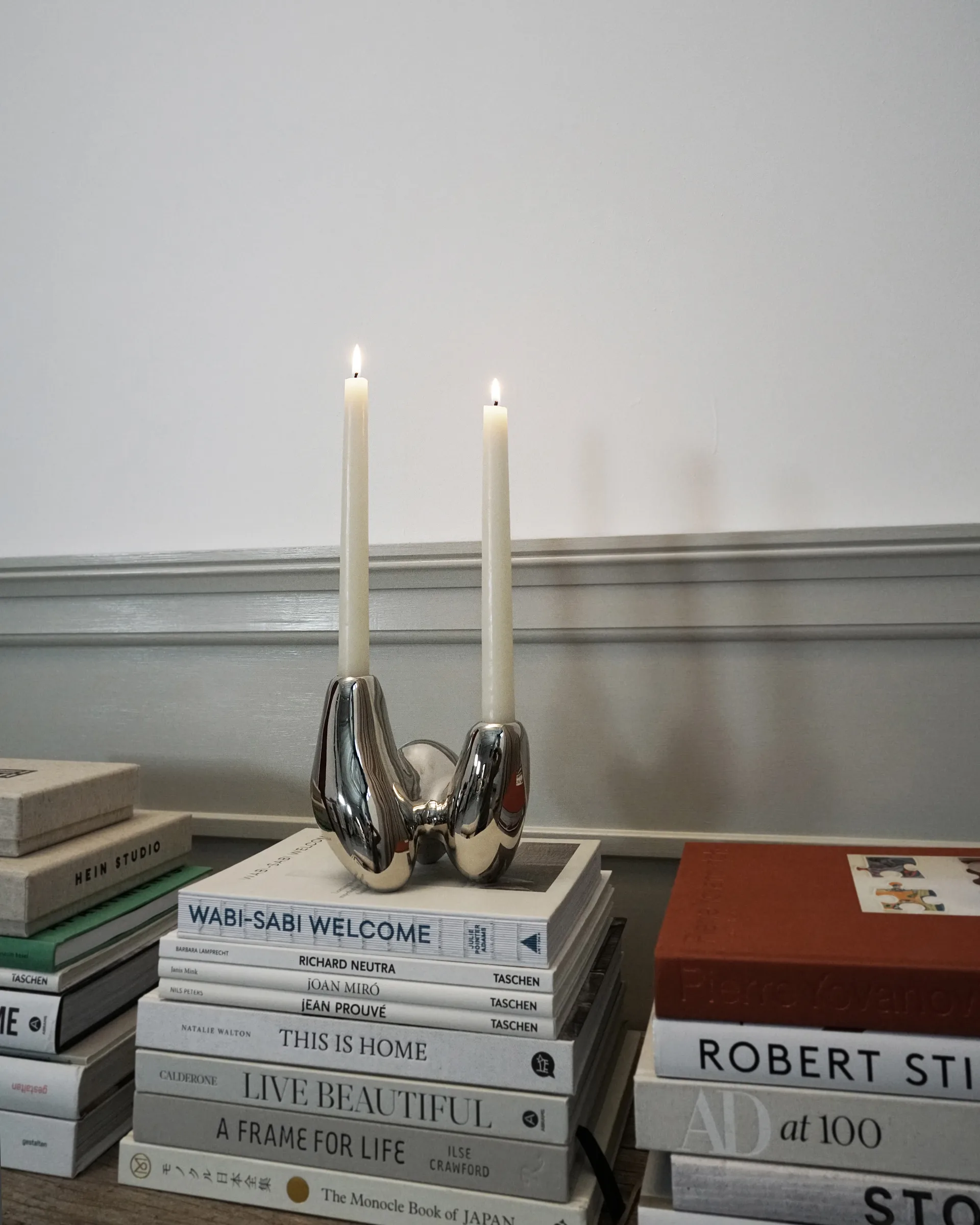 Unity kandelaar, Chrome Hein Studio