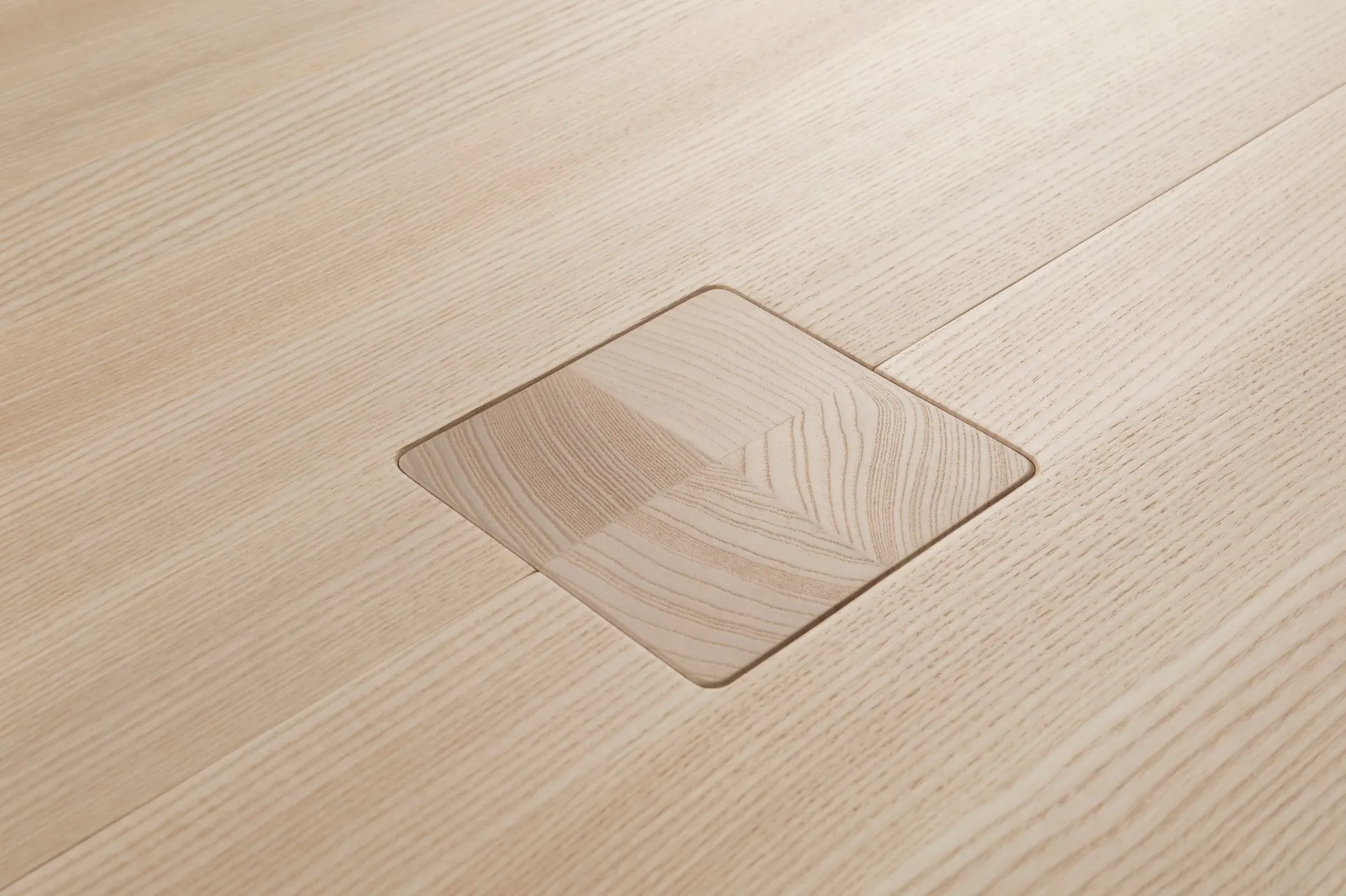 Max eettafel 90x250 cm, Essenhout Hem