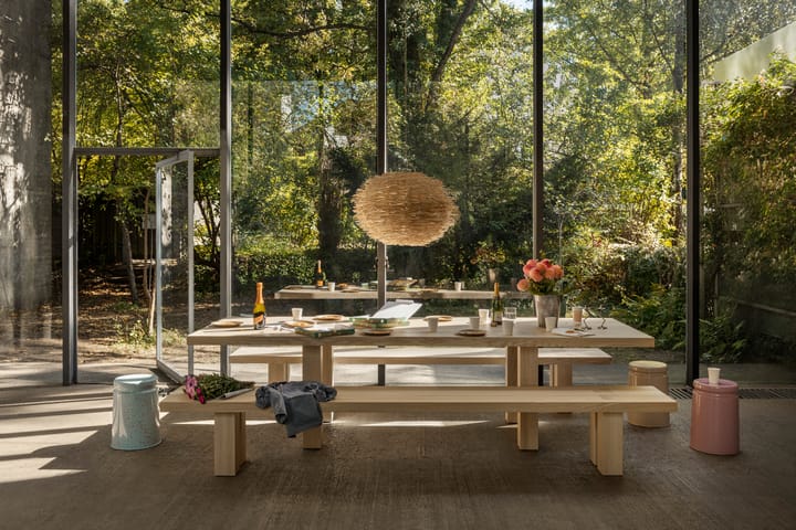 Max eettafel met banken 250 cm, Essenhout Hem