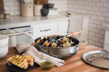 Hestan Nanobond sauteerpan met deksel 4,7 L - Roestvrij staal - Hestan