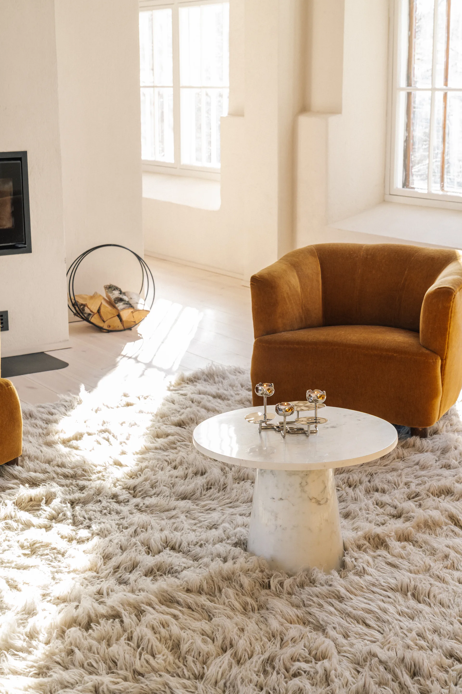 Ninfea grande kandelaar, Vernikkeld messing Hilke Collection