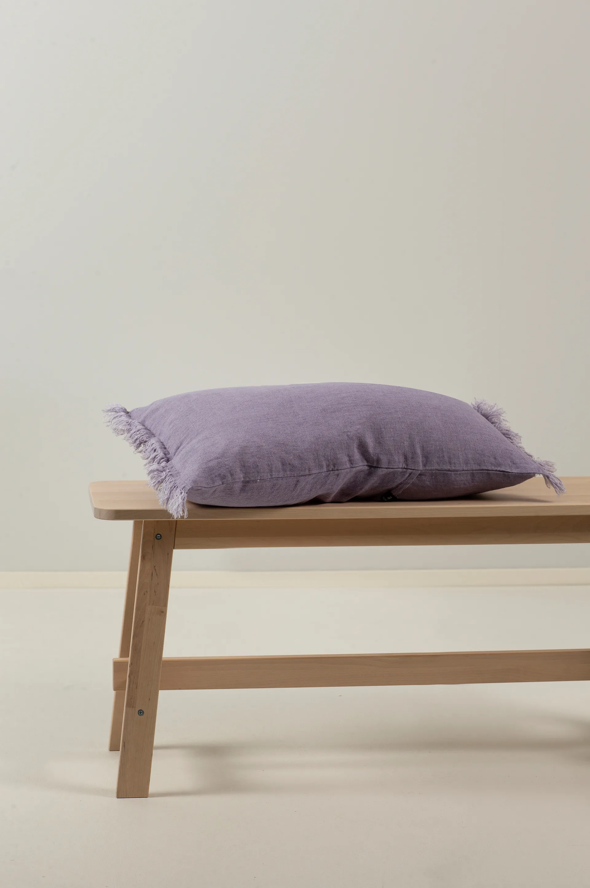 Levelin kussenhoes 40x60 cm, Violet Himla