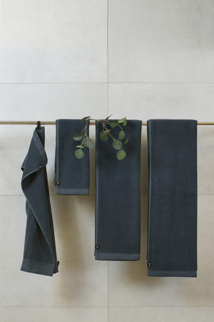 Lina handdoek indigo, 70x140 cm Himla
