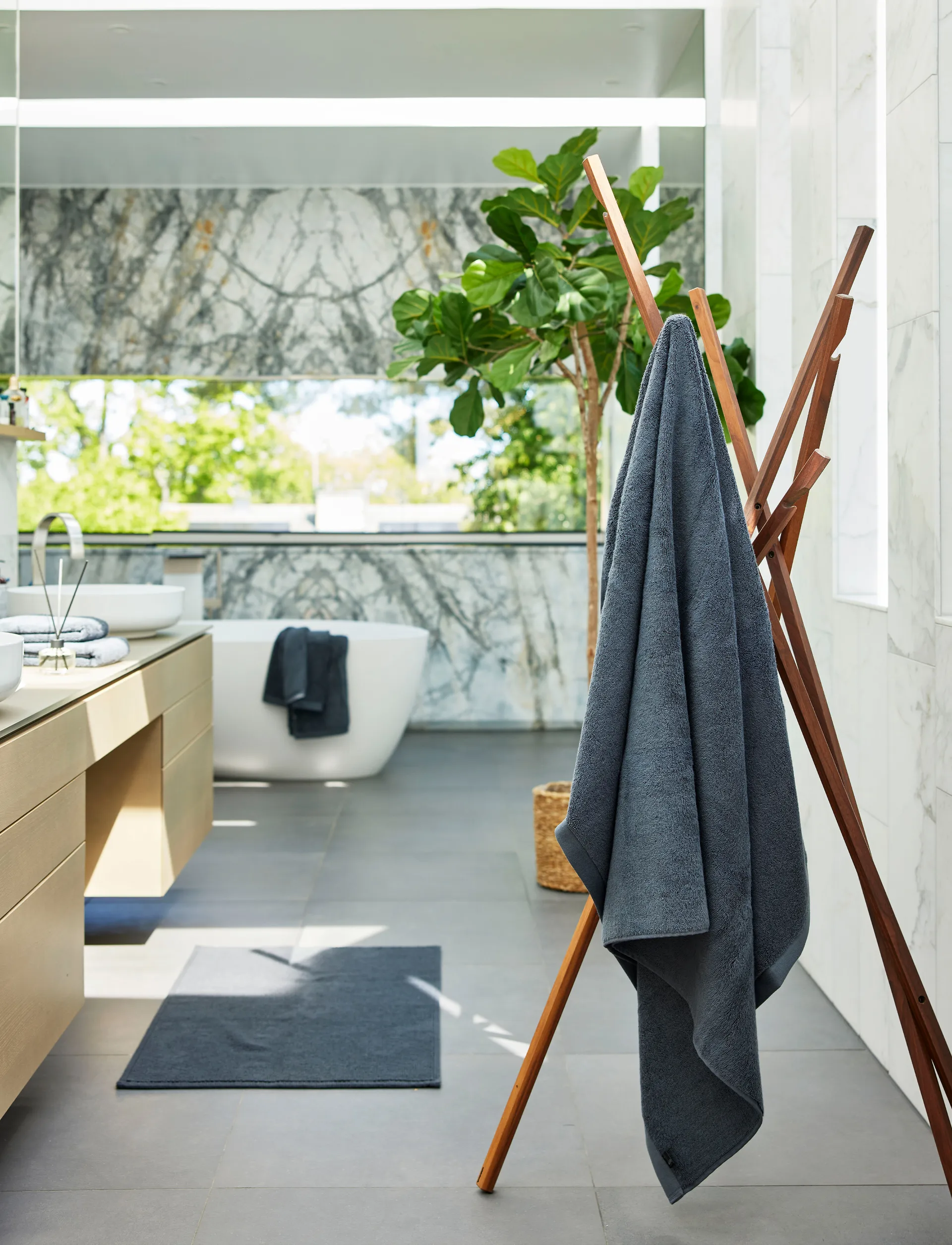 Maxime handdoek, Silence, 30x50 cm Himla