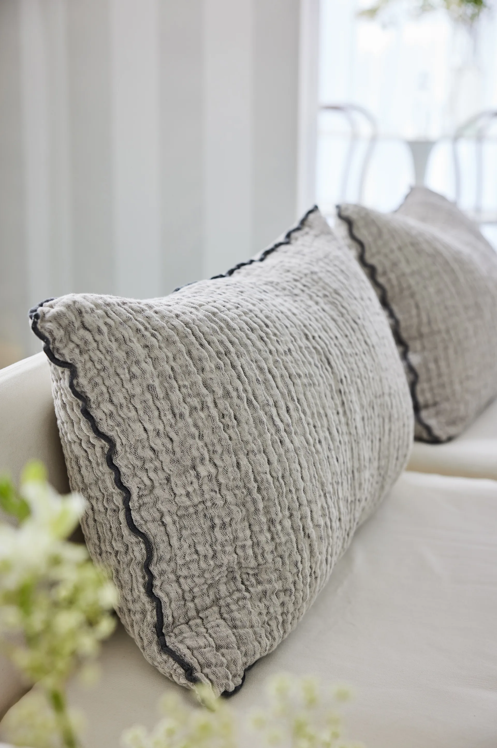 Pauline kussensloop 50x70 cm, Shadow Himla