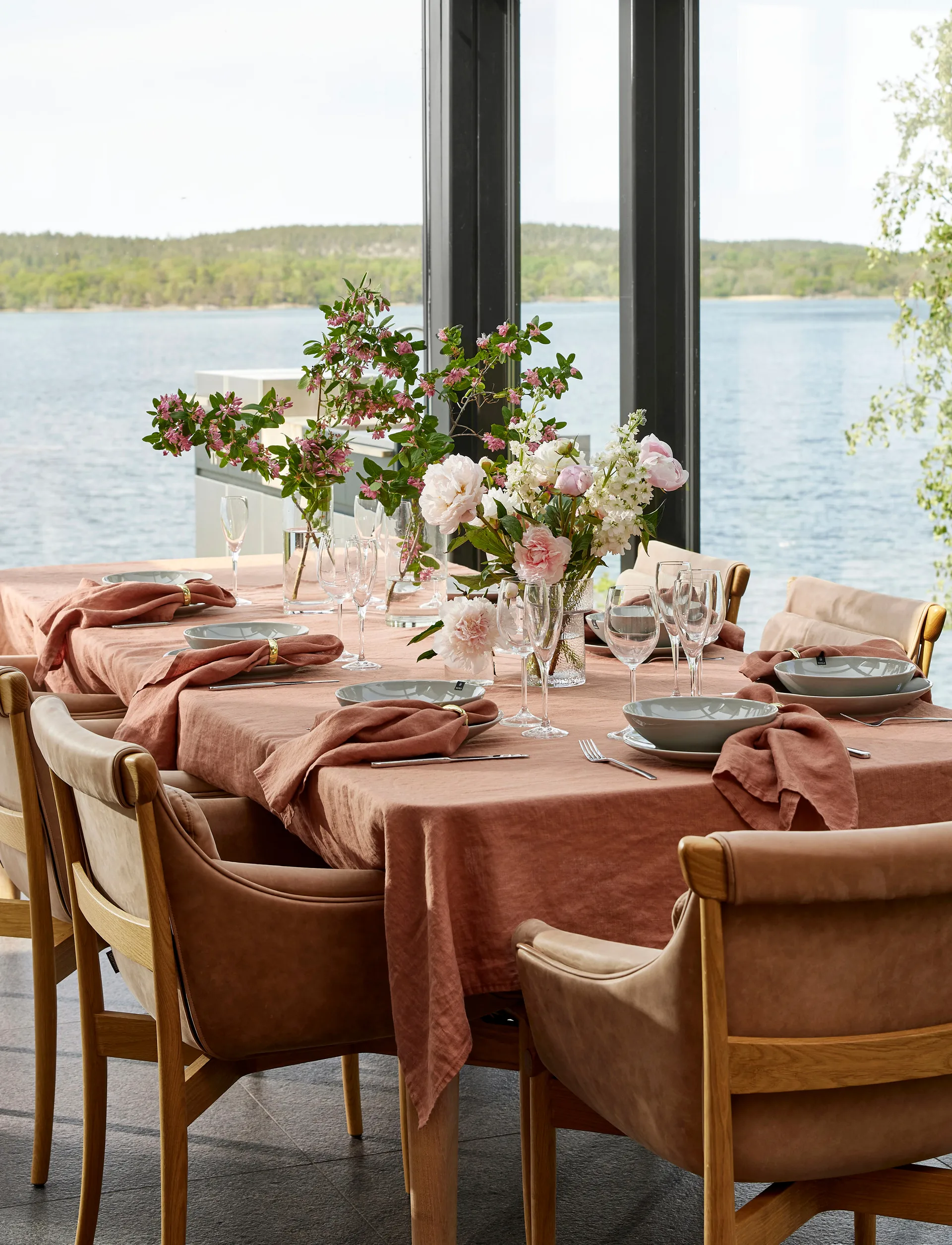 Sunshine tafelkleed, Grounded, 145x330 cm Himla