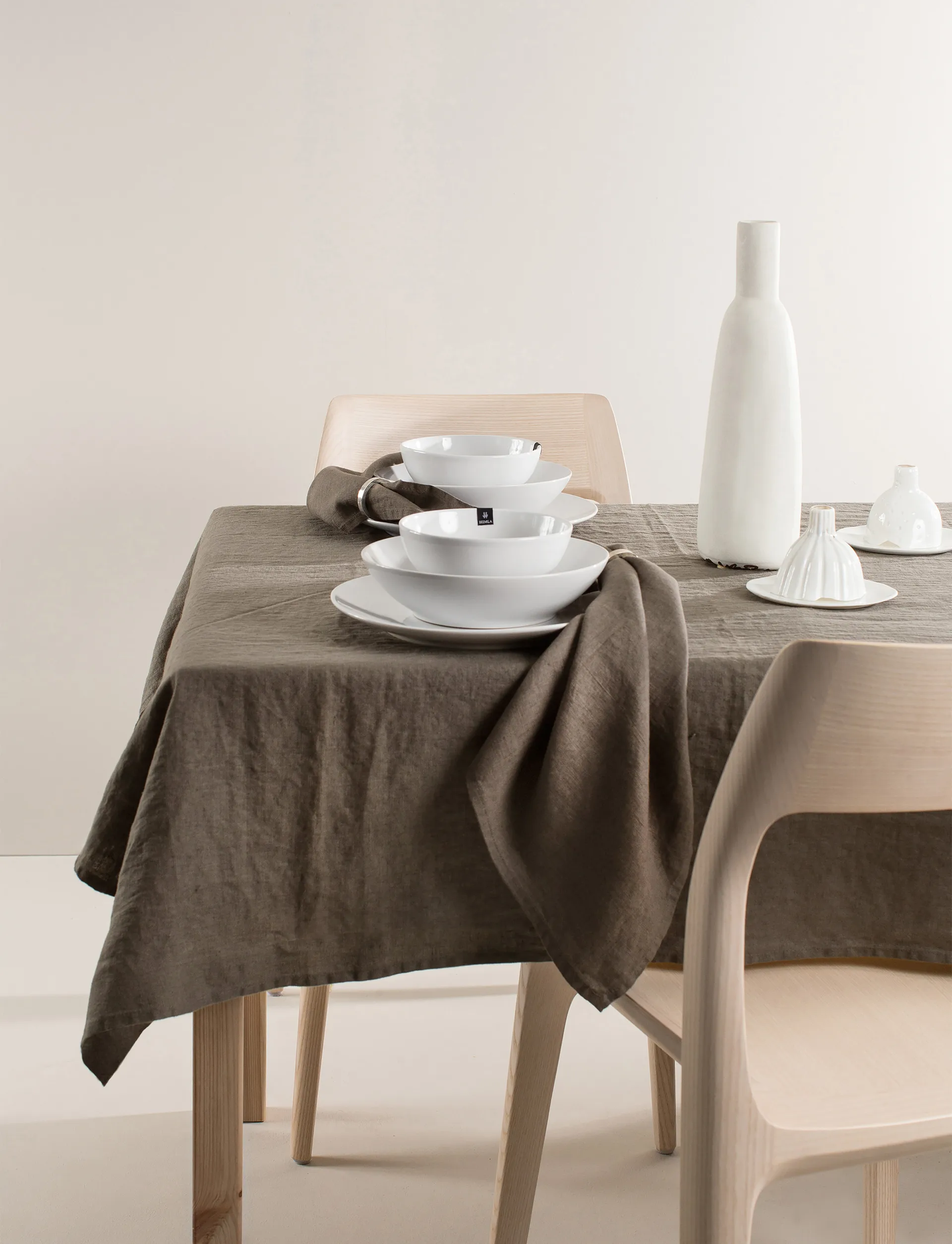 Sunshine tafellaken, Koffie, 140x330 cm Himla