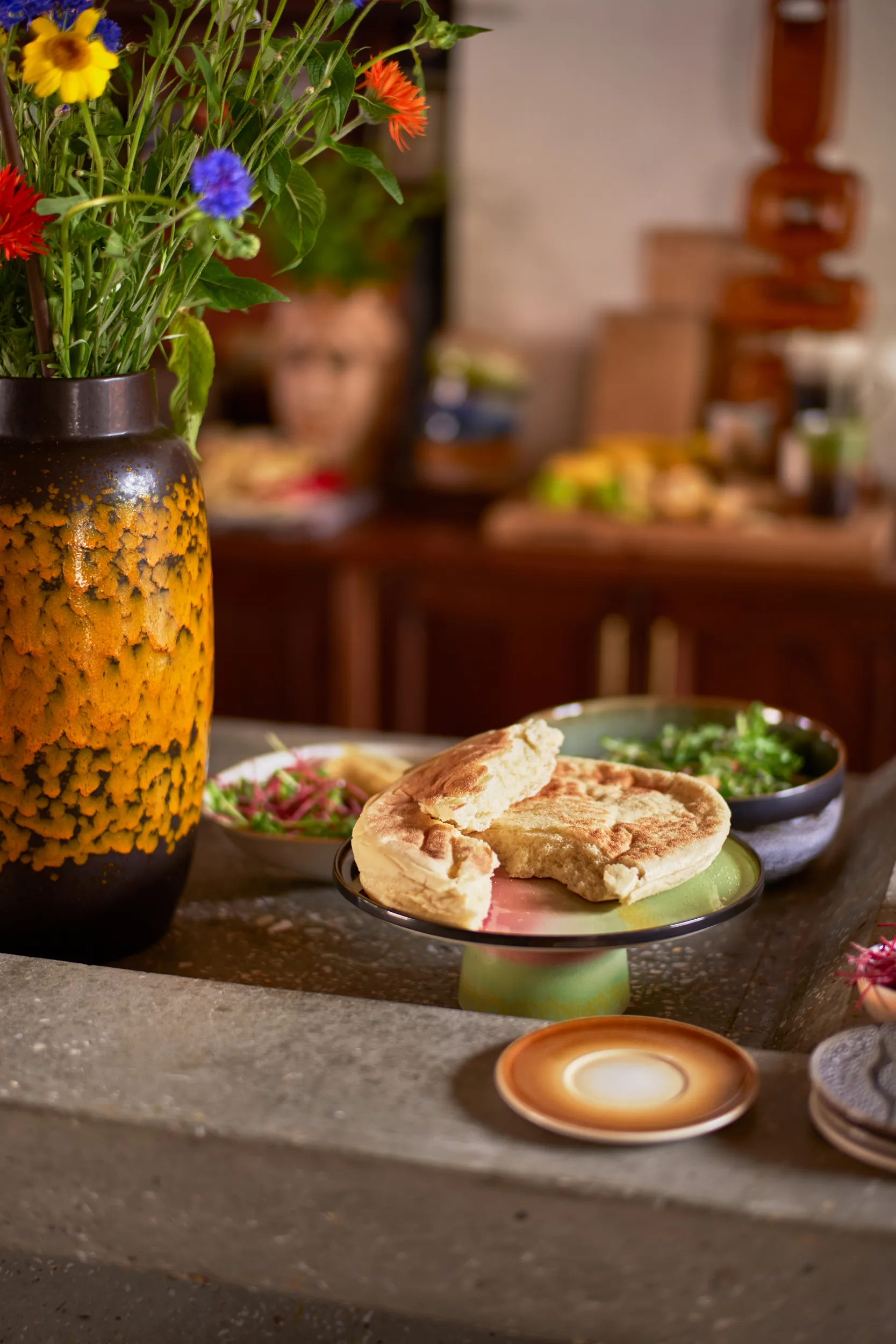 70's plateau taartschaal M, Licorice HKliving