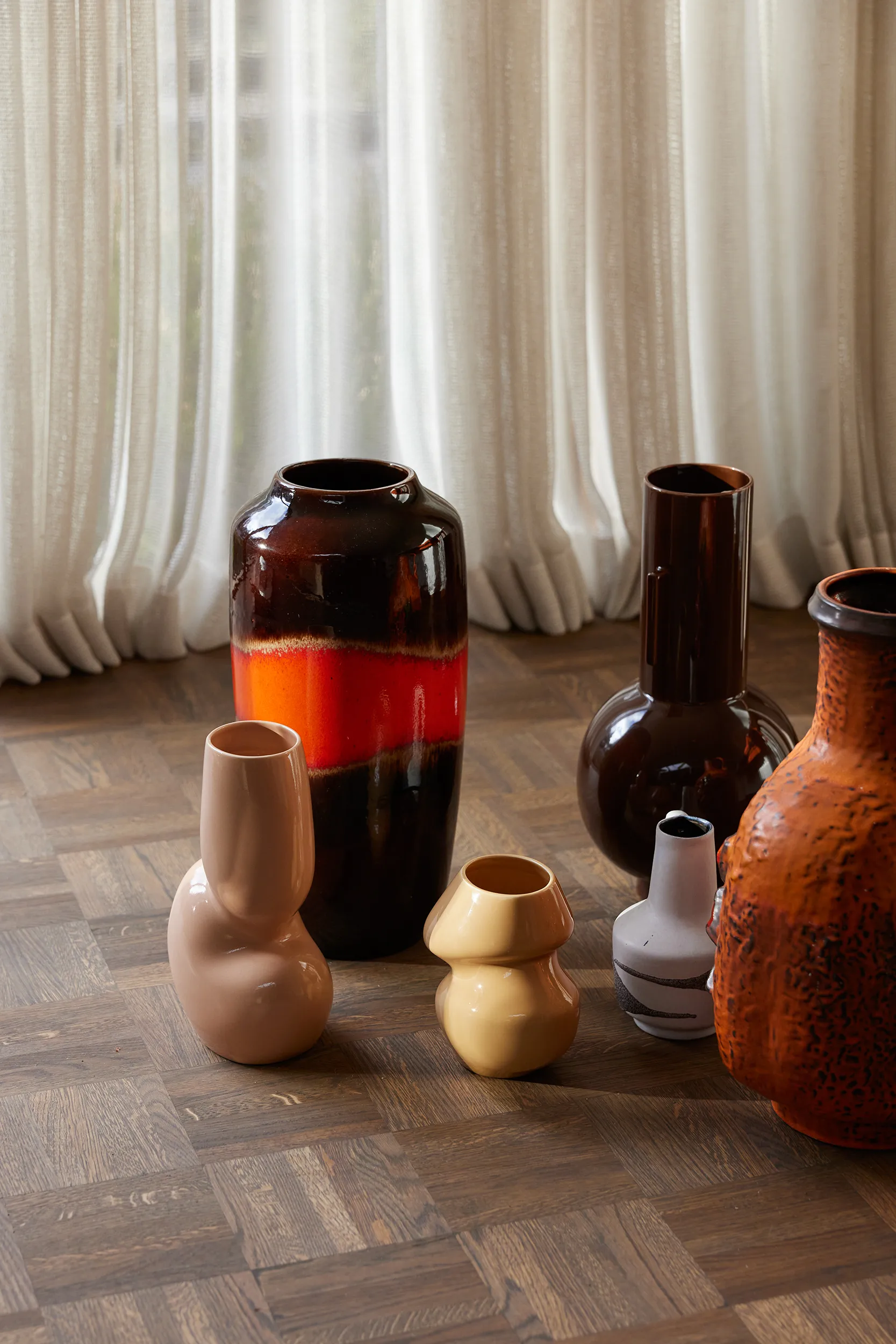 Ceramic organic vaas small 19 cm, Cappuccino HKliving