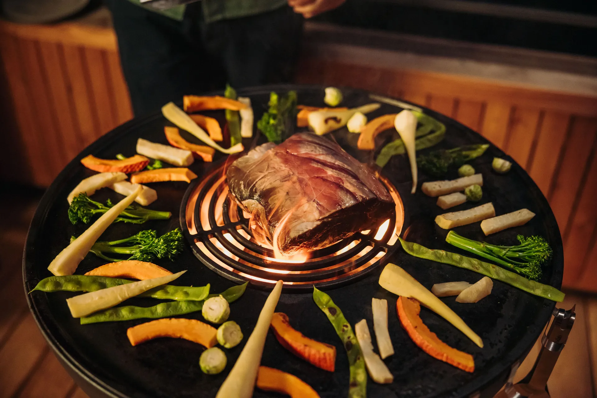 BOWL 70 sear rooster, Zwart Höfats