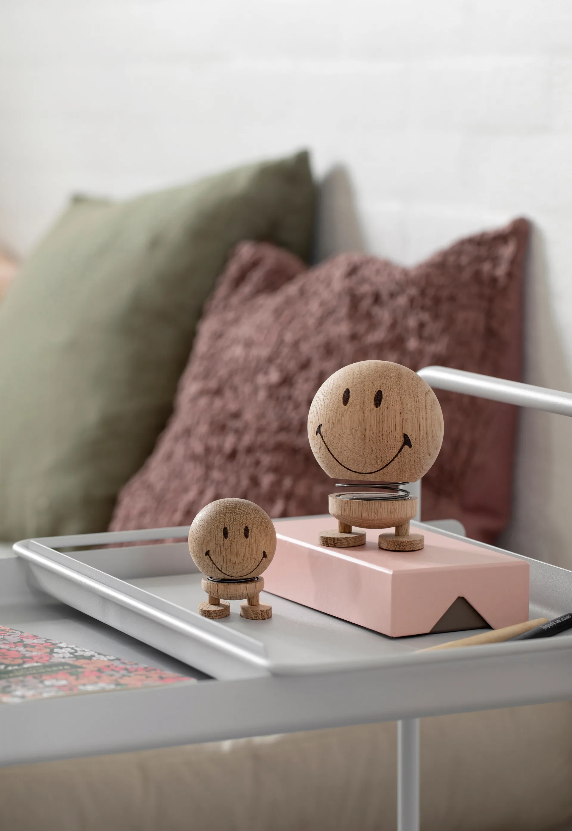 Hoptimist Smiley S figuur, Raw oak Hoptimist