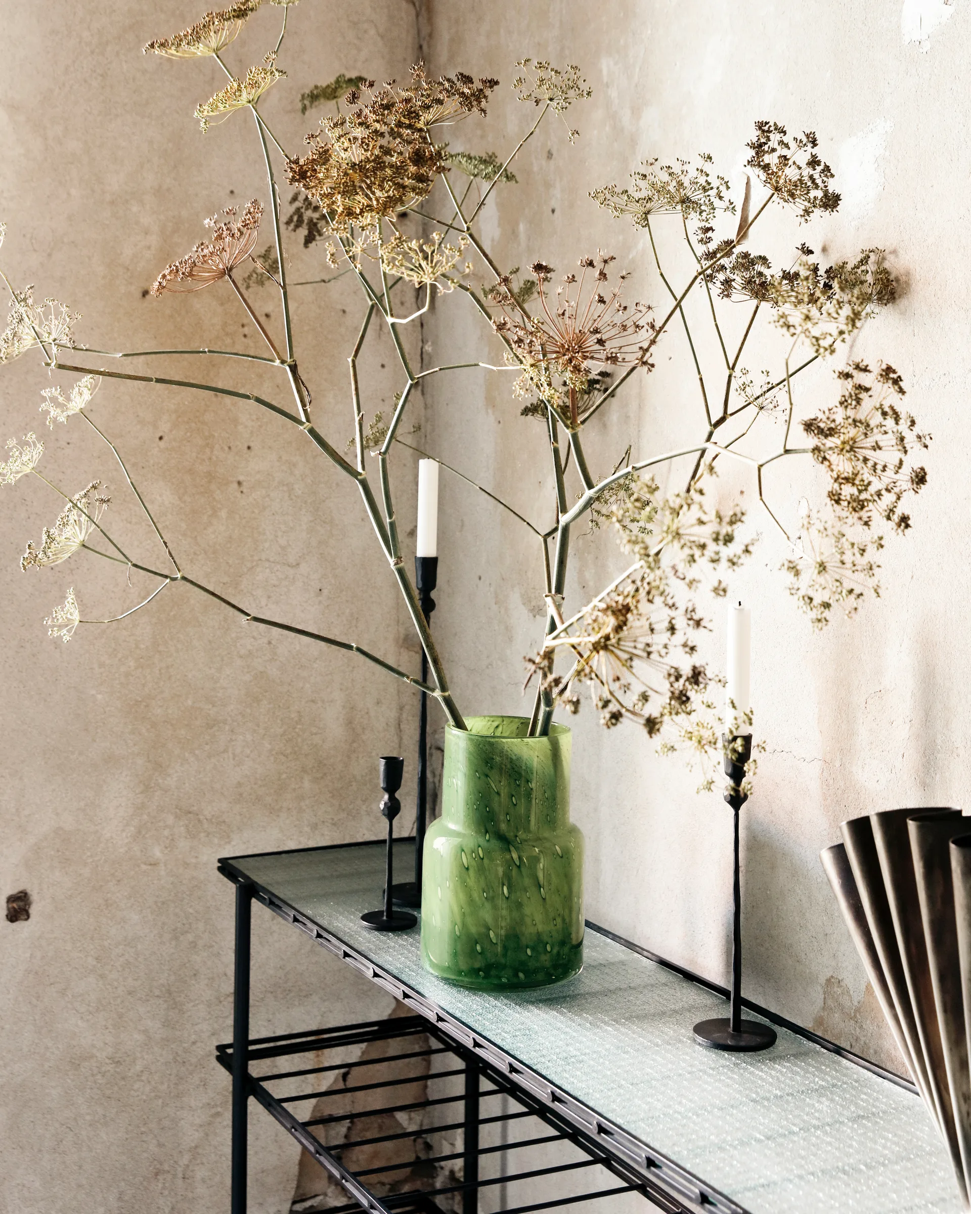 Bole vaas Ø17,5 cm, Donkergroen House Doctor