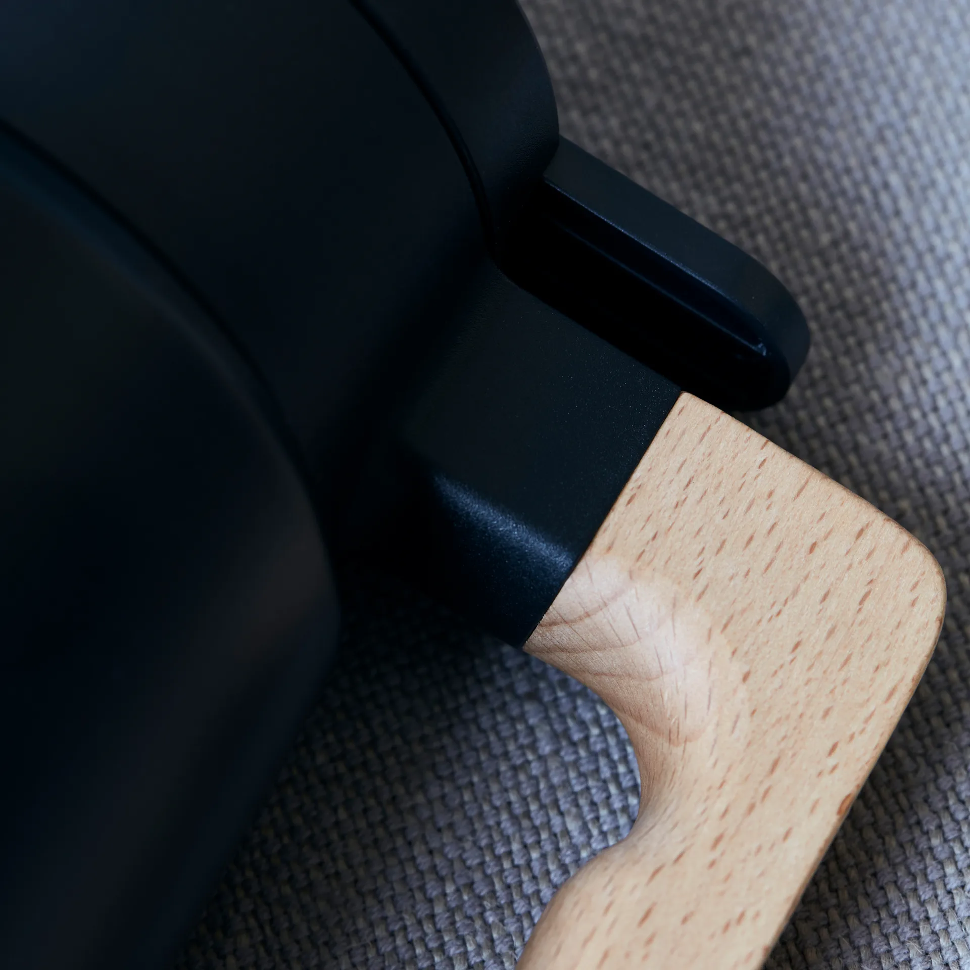 Cole thermoskan 1,8 L, Zwart House Doctor