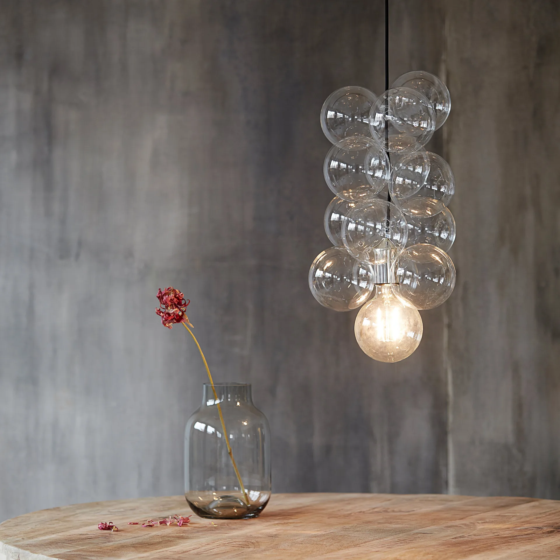 DIY hanglamp, 12 glazen ballen House Doctor