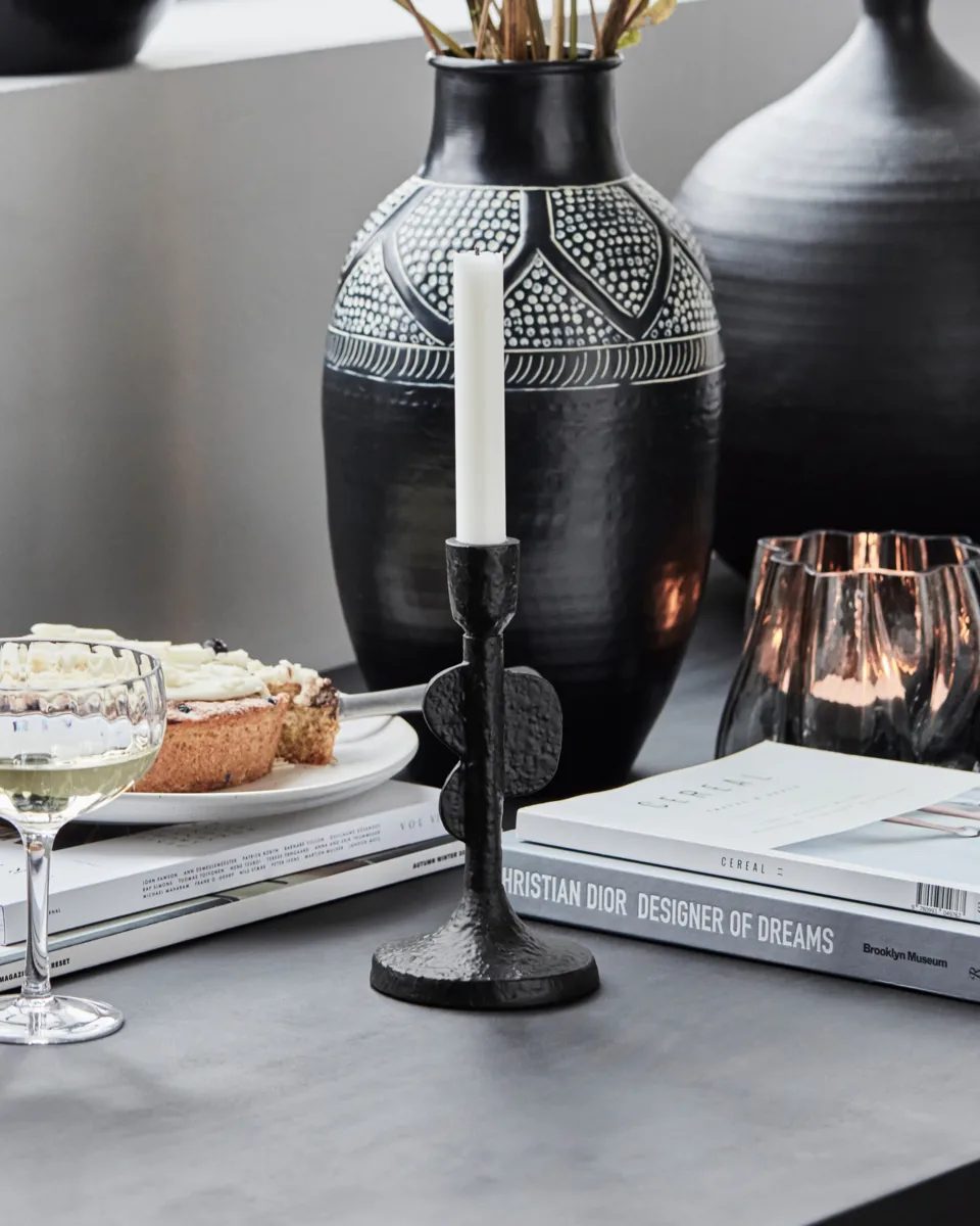 Donna kandelaar, Zwart House Doctor