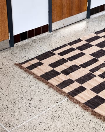 Graph vloerkleed - Zwart-natuur, 160x230 cm - House Doctor