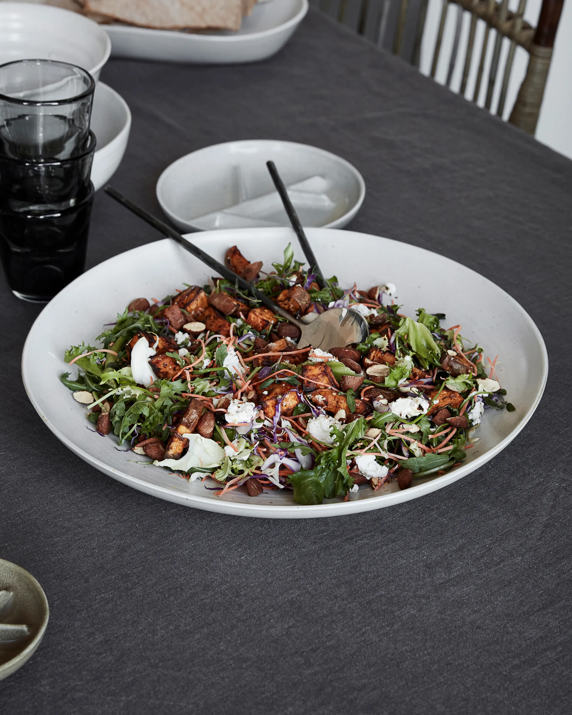 Pion serveerschotel Ø36 cm, Grijs-wit House Doctor