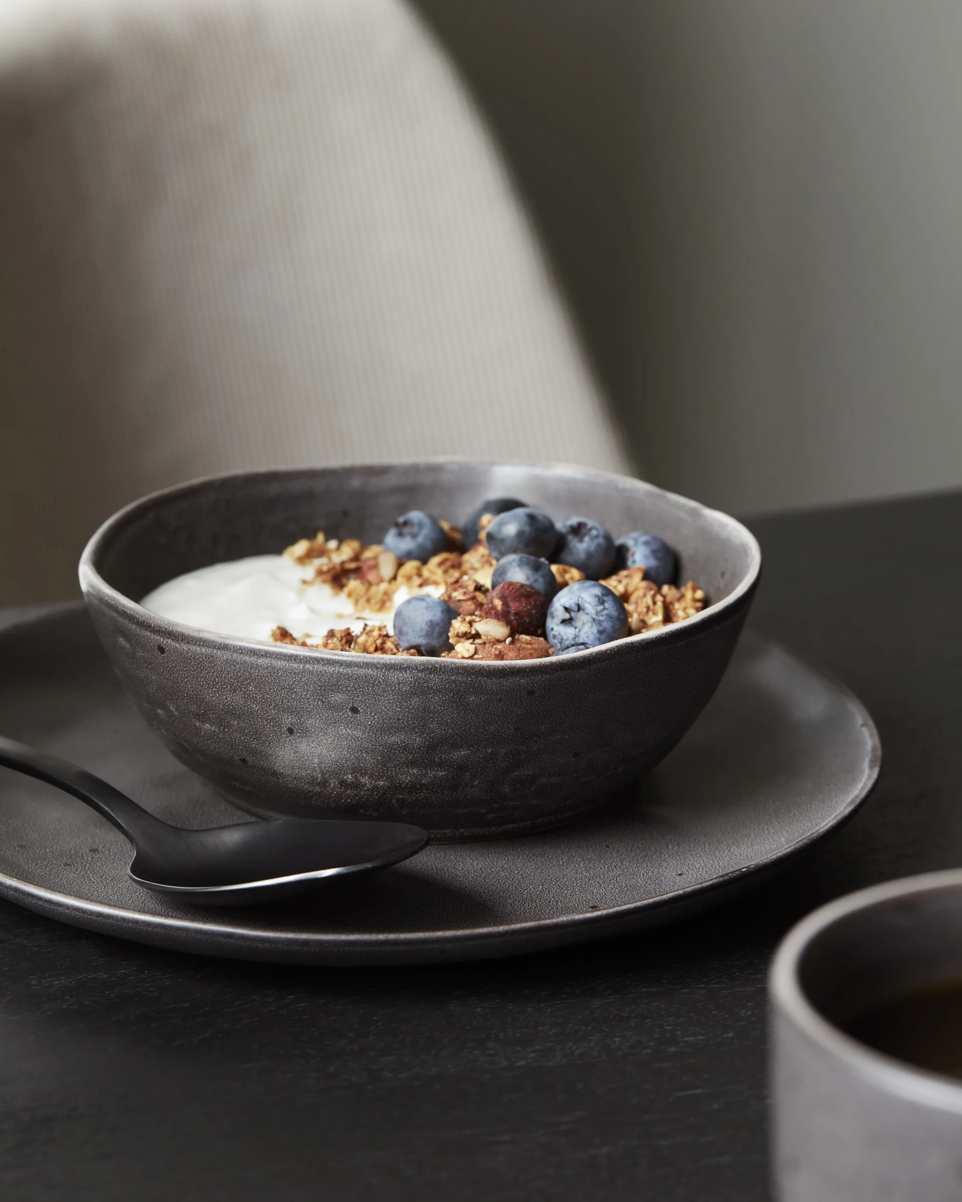 Rustic kom Ø14 cm, Donkergrijs House Doctor