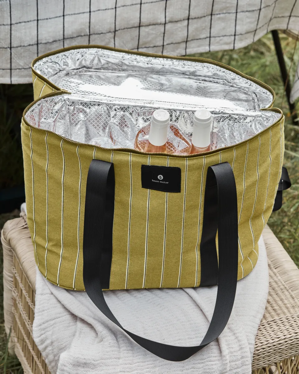 Satt koeltas, Mosterdgeel House Doctor