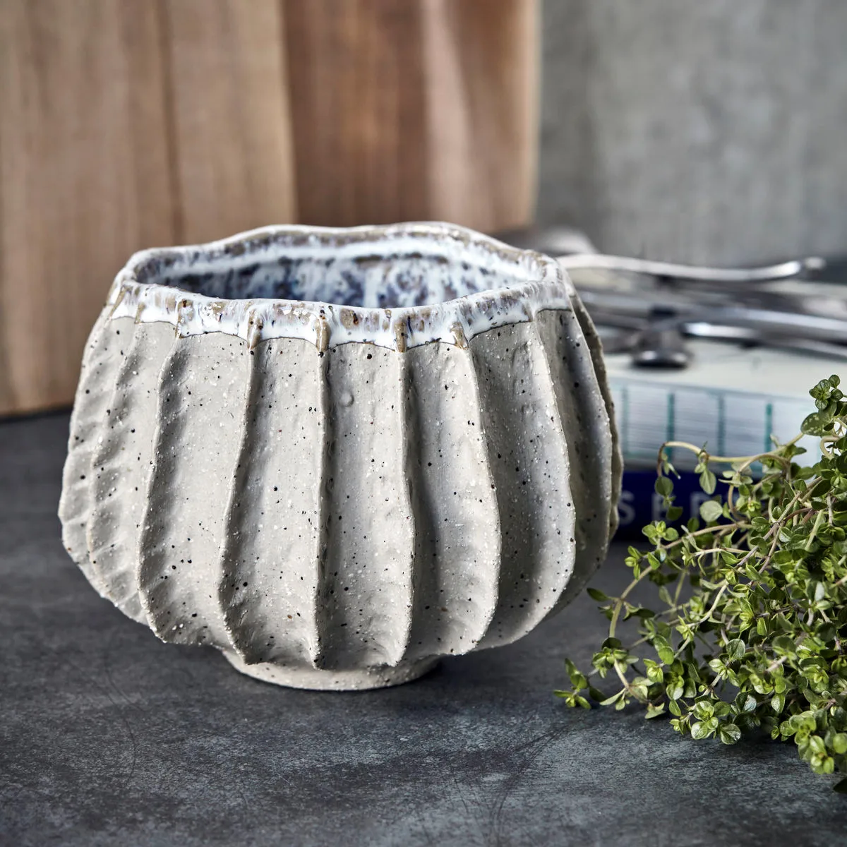 Shell pot Ø18 cm, Grijs House Doctor