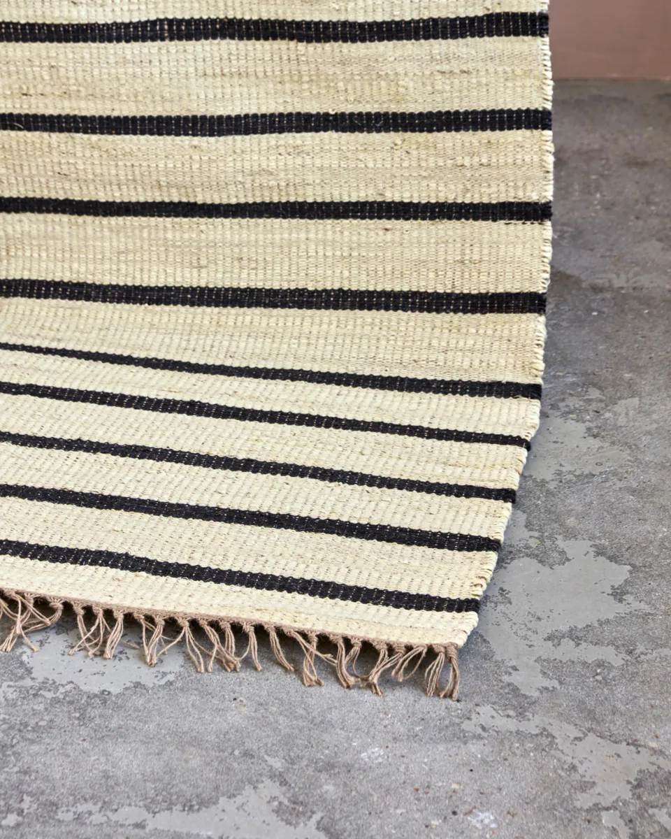 Sima vloerkleed 60x90 cm, Zwart-natuur House Doctor