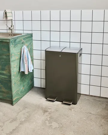 Sort prullenbak - Diepgroen, 46x35,5x71 cm - House Doctor